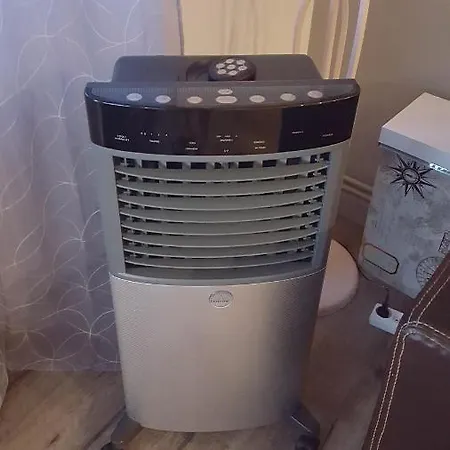 Le Bellecroix Beaune (Cote d'Or)